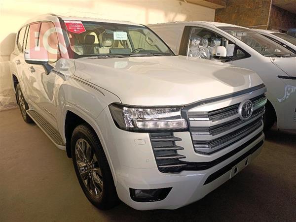 Toyota for sale in Iraq